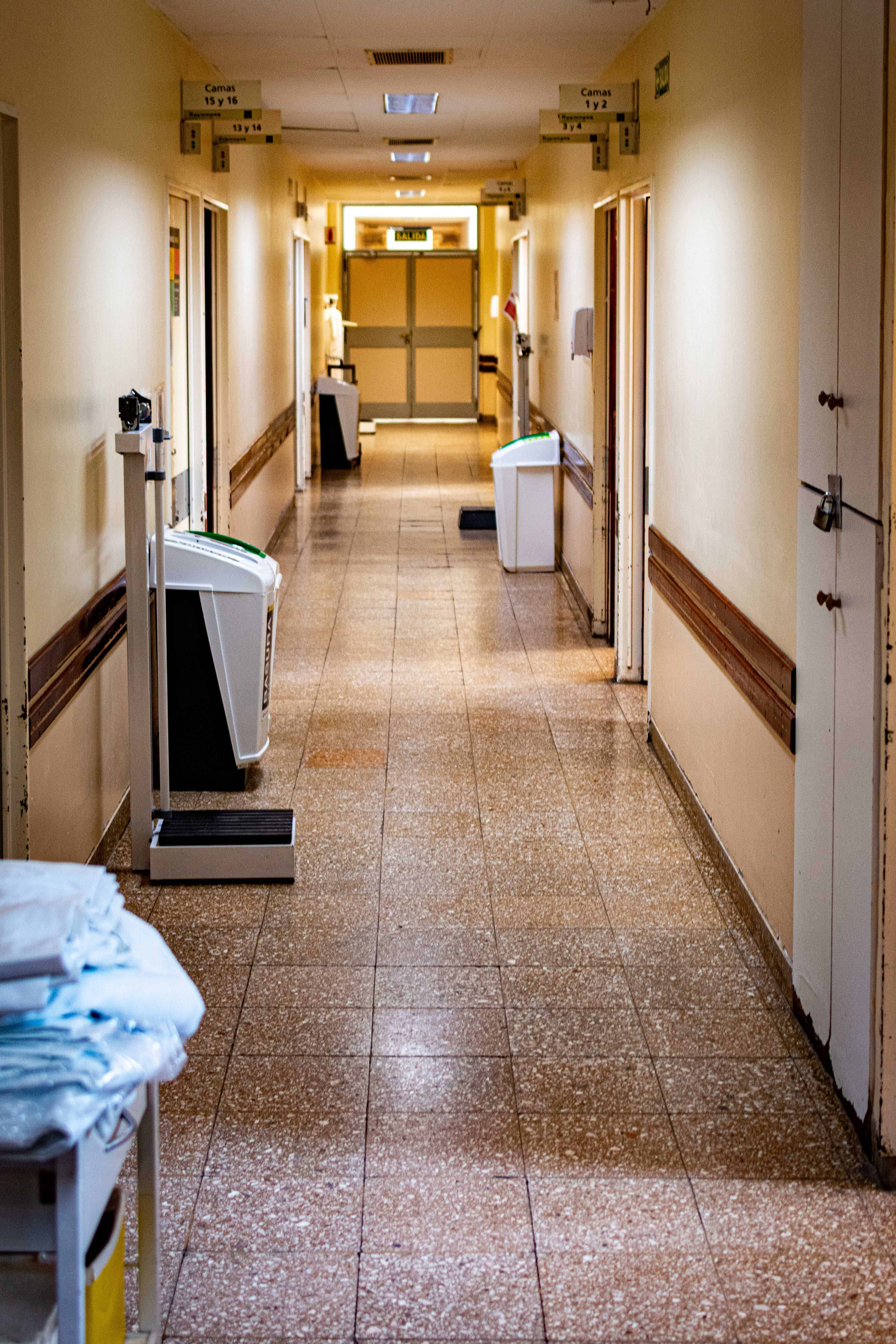 Medical centre and clinic common-area cleaning