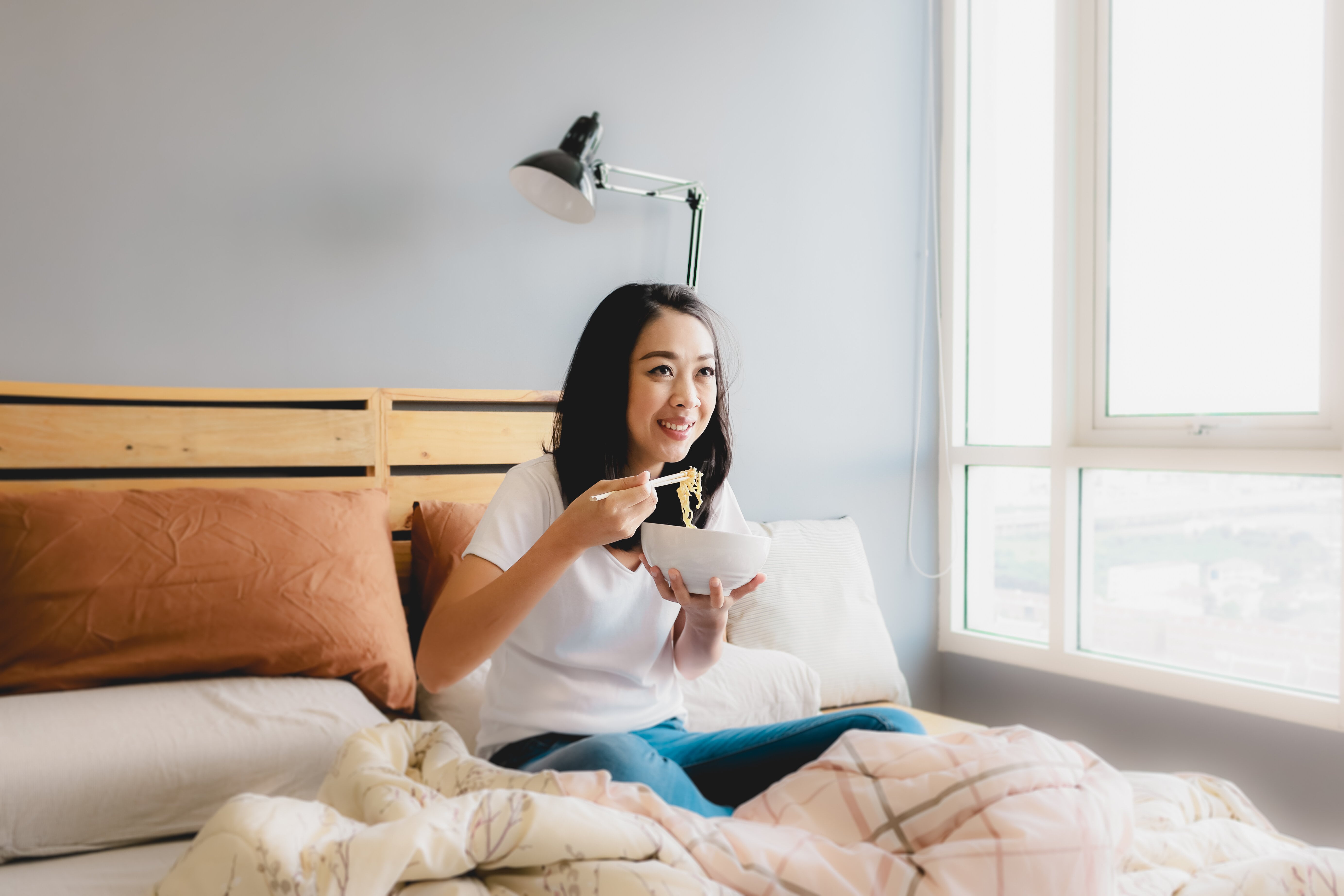 Eating in bed